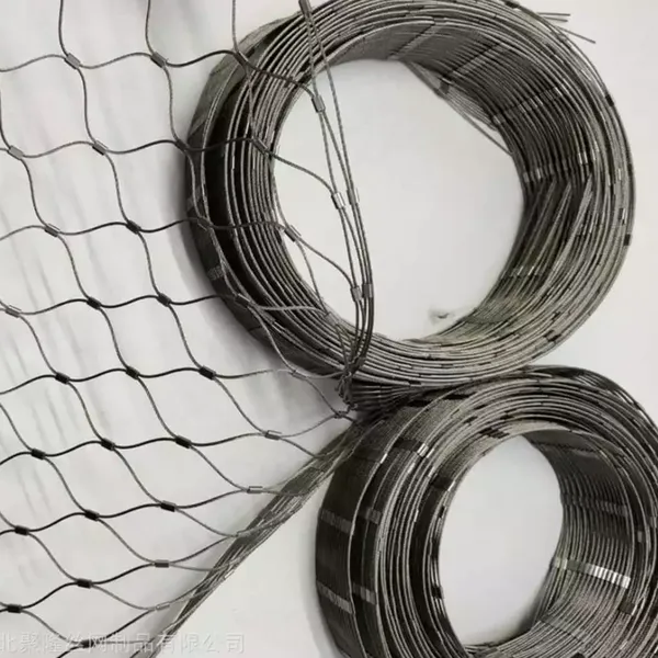 High Quality Stainless Steel Rope Mesh Cable Net Fence/Made in China Protective Net Garden Fence Safety Fence Weaving Mesh Decorative Wire Mesh photo-4