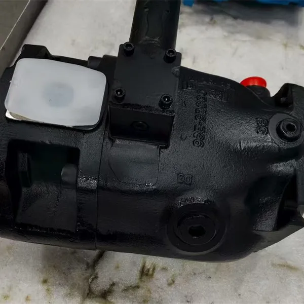 PD018 PD028 PD060 PD075 PD045PS08SLS5BL20R2200000 PD100PS02SRU5AAM0T00B0000 Variable Displacement Hydraulic Axial Piston Pump photo-3