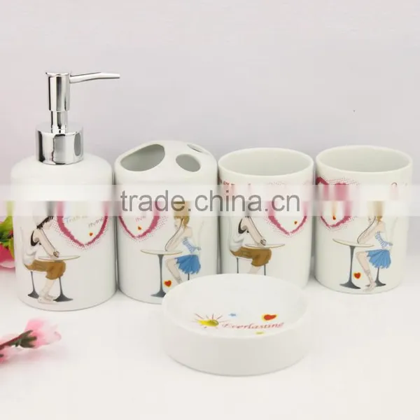Ceramic Bathroom Set 4pcs With Love Decal photo-5