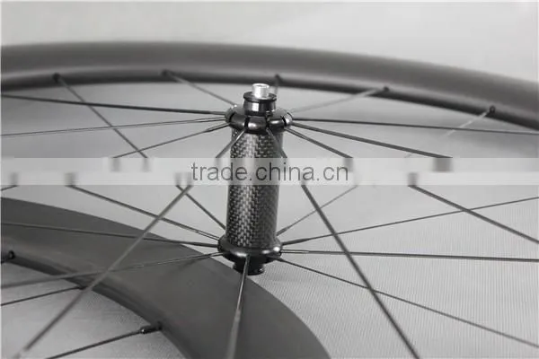 China Bicycle Wheels UD_matt Red Hubs Carbon Wheels Carbon Fiber Bike Components W56C photo-2