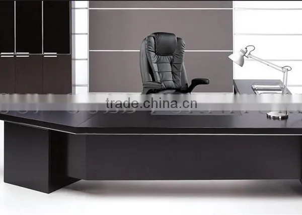 Practical and Cleverish Office Table Office Computer Desk CEO Office Desk (SZ-ODL318) photo-6