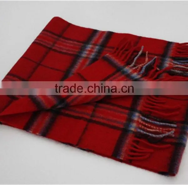 Red Yarn Dyed Checked Pure Wool Scarf With Fringe photo-3