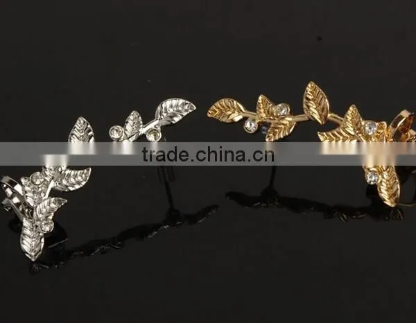 Gold & Leaves Ear Pin, Shiny Rose Gold, Leaves Ear Sweep, Minimalist Ear Cuff, Nature, Modern Jewelry, Hand Made, Christmas Gift photo-2