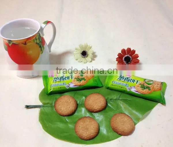 4 Diameter Round Scallion Biscuit