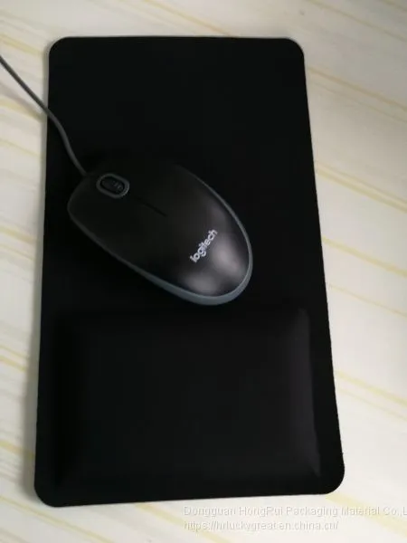 OEM Customized Design Black Colour Cooling Gel-infused Wrist Rest Mouse Pad for Gaming Player