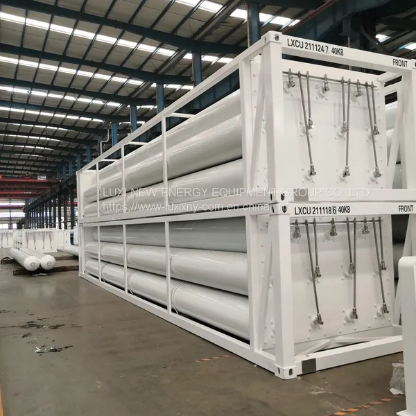Large Capacity 12 Tubes 9200Nm3 CNG Tube Trailer for Gas Transporting in Medium or Long Distance. photo-5