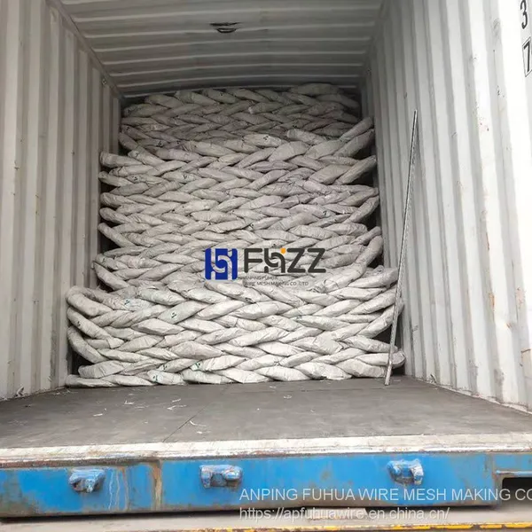Galvanized Razor Wire Concertina Coil Size BTO-30 Razor Barbed Wire Combat Wire Round photo-5