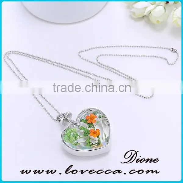 Guangzhou High Quality Fashion Accessories Real Dried Flower Clear Crystal Floating Charm Locket Pendant photo-3