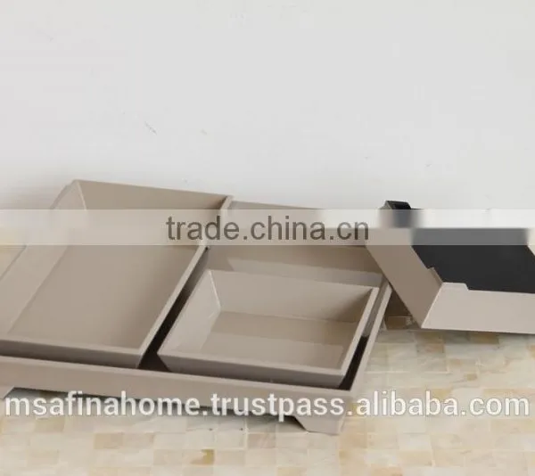 Set of 4 Nested Colored Lacquer Trays photo-2