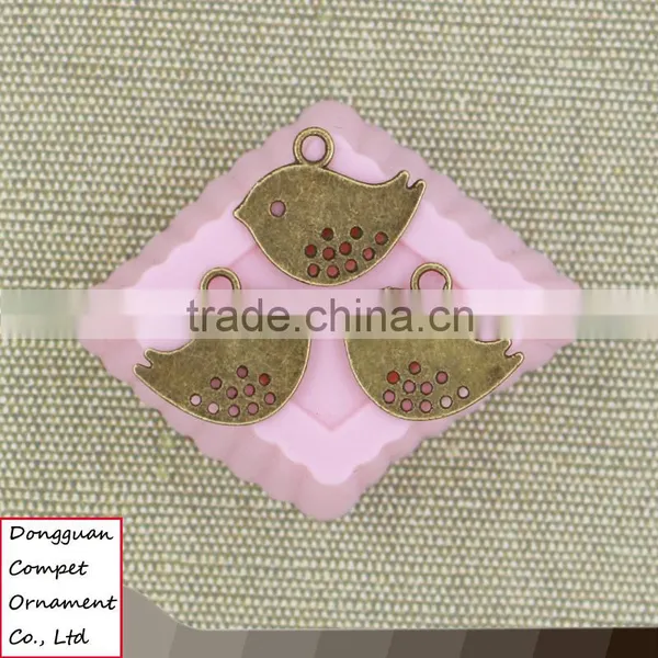 Wholesale Diy Jewelry Zinc Alloy Ancient Bronze Hollow Out Metal Bird Pendant photo-3