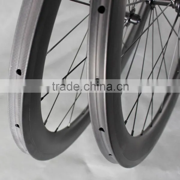 Chinese Full Carbon Fiber Tubular 700c Road Bicycle Wheelset for Sale photo-3