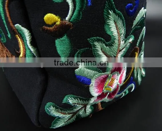 Embroidery PU Tote Bag With High Quality From Chinese Manufacturer for Promotion photo-5