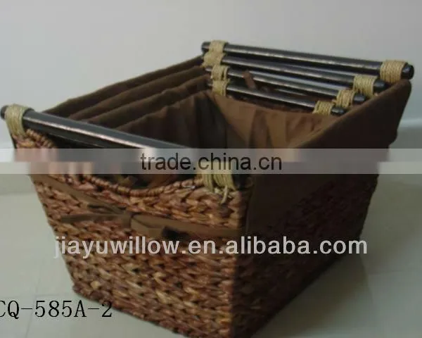 Natural Water Hyacinth Storage Baskets With Wood Handle photo-5