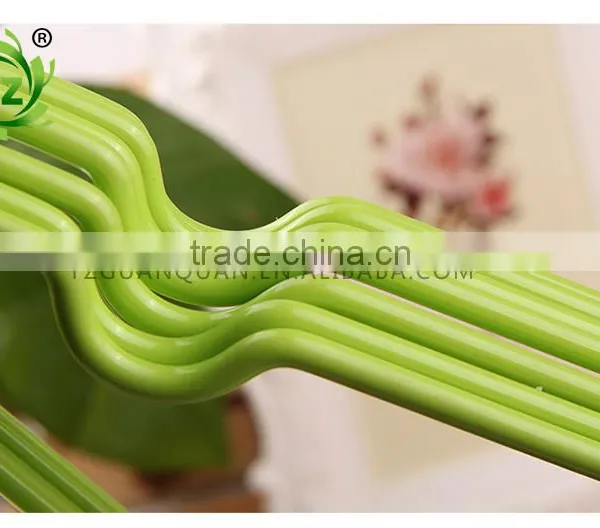 A236 Laundry Product Anti Slip Pvc Coated Clothes Hanger photo-4