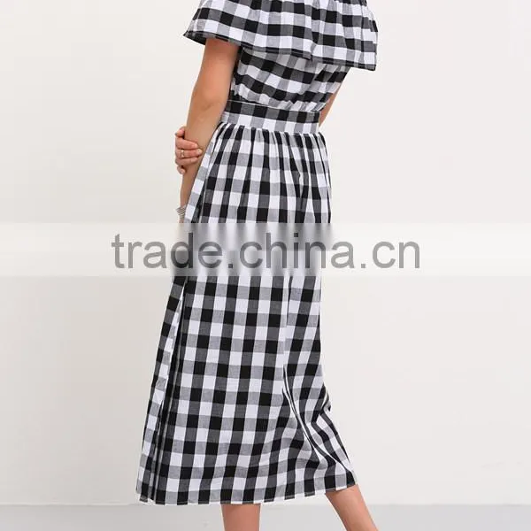 Woman Black and White Plaid Off The Shoulder Short Sleeve Summer Casual Dress photo-4