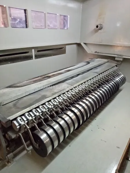 China Vacuum Metallizer Machine Vacuum Metallizing Machine for Anti Counterfeiting, Holographam Film Packaging Film Hot Stamping Foil photo-2
