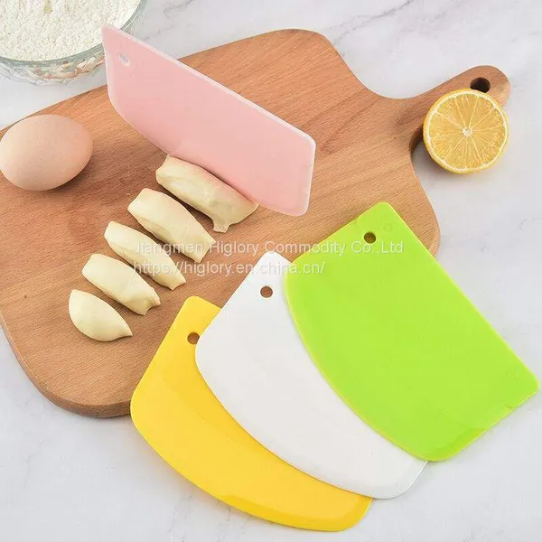 Food Grade Easy Clean Multifunctional Non Stick Cake Baking Tools Plastic Dough Scraper photo-5