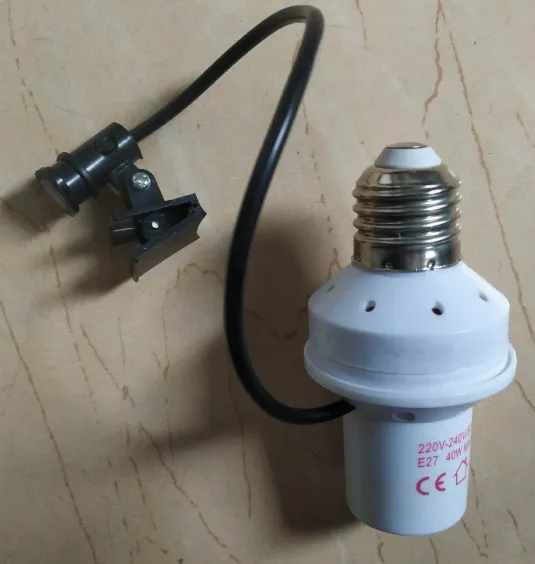 Adjustable Angle Light-controlled Lamp Holder E27 Light-controlled Lamp Head（Wechat:13510231336）