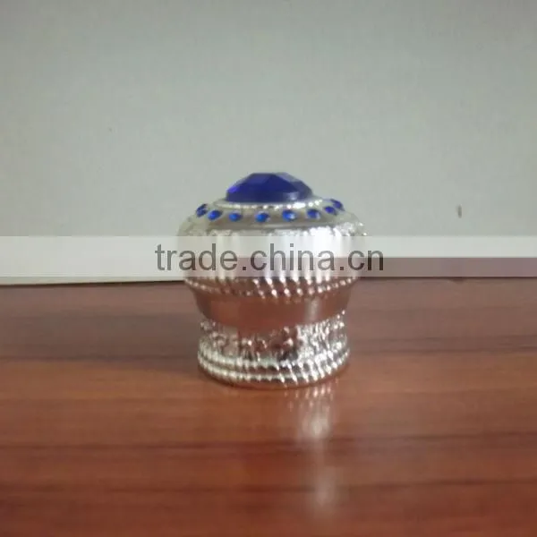Zinc Alloy Crown-shaped Metal Cap for Perfume Bottle