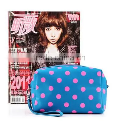 Yiwu Factory Made Nylon Cosmetic Pouch Bag With Handle photo-5