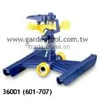 Plastic Sprinkler With Plastic Base