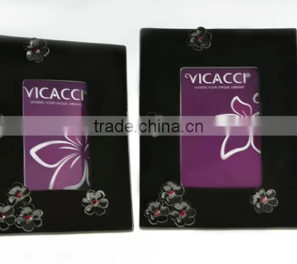 Hot Sale Polyresin Shinny Black And White Photo Frame Made With Swarovski Elements photo-3
