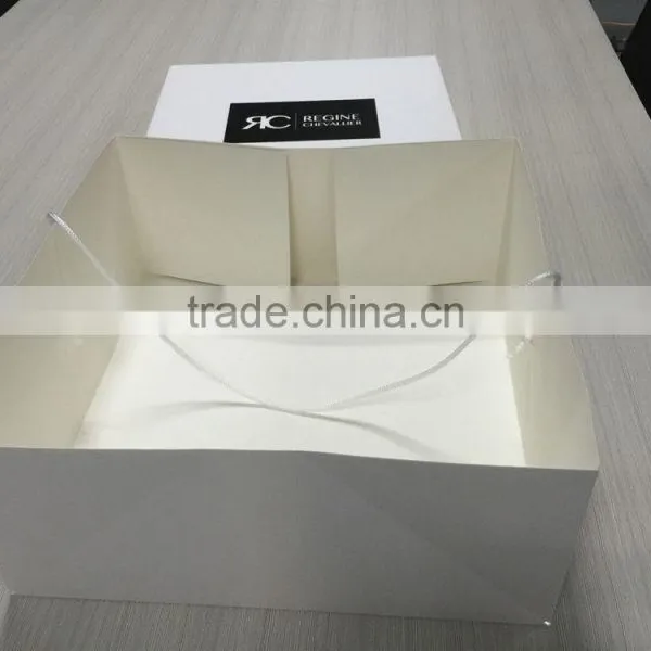 Luxury Clothing Packaging Paper Box, Custom Printed Wholesale Apparel Boxes photo-2