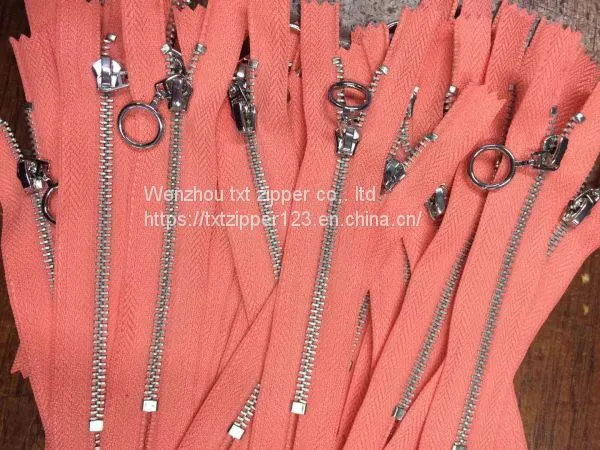 TXT Brand 5# Metal Brass Zipper With Platinum Teeth Auto Lock N-ring Puller Close End photo-2