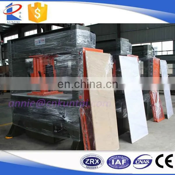 High Efficiency Shoe Sole Cutting Machine photo-4