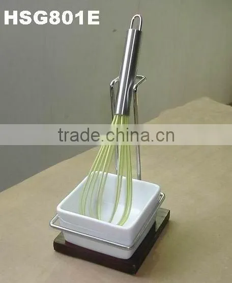 Promotion gift _ Spoon rest holder with silicone egg whisk