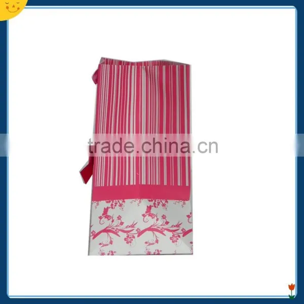 Red Luxurious Ivory Board Shopping Paper Bag photo-5