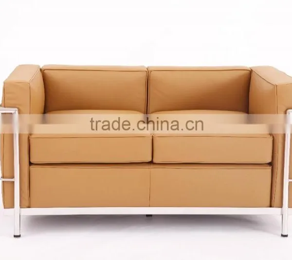 Bauhaus Furniture Supplier Le Corbusier LC2 Sofa Replica photo-4