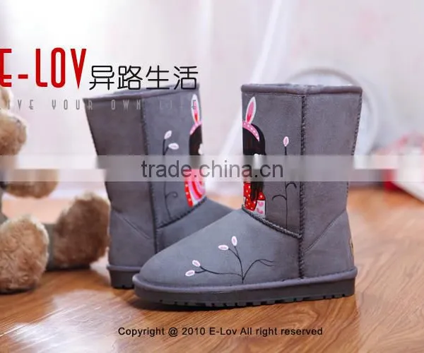 2015 Hot Sales High Quality and Cheap Women Boot With Fur photo-2