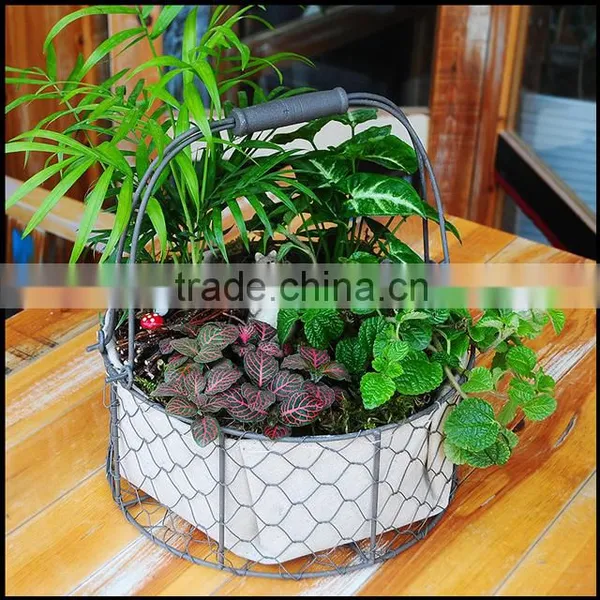 Round Metal Baskets With Hnadle and Cotton Liner photo-3