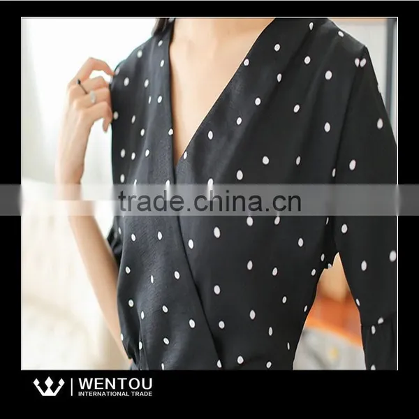 Wholesale Ladies Short Sleeve V Neck Dot Print Blouse photo-5