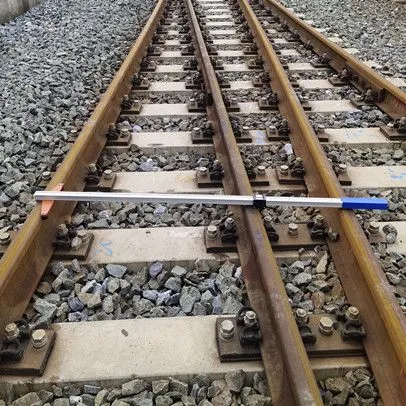 Квадрат для установки прямого угла на железнодорожном пути