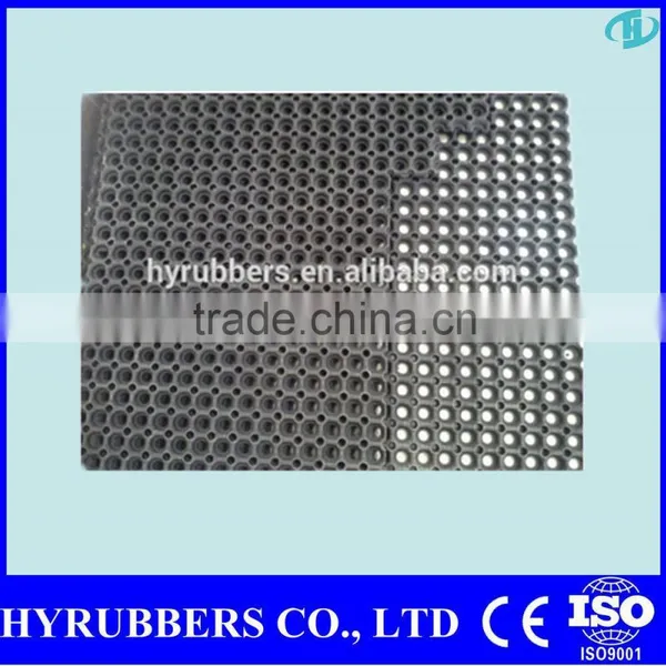 Qingdao Hot Sale Factory Produced Colorful Perforated Rubber Mats photo-4