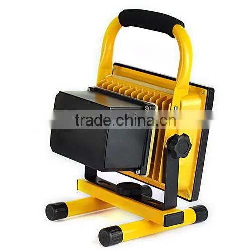 Cheapest CE ROHS Waterproof High Quality 10W 20W 30W 50W Rechargeable LED Floodlight photo-4