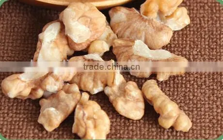 2015 New Crop Dried Light / Amber Walnut Kernels Whole Sale photo-4