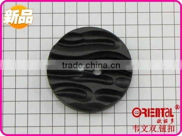 High End Black Plastic Coat Button With Engrave Pattern photo-2