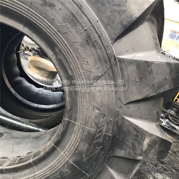 Pneumatic Tire Engineering Machinery Tire Bulldozer Excavator Loader Tire photo-4