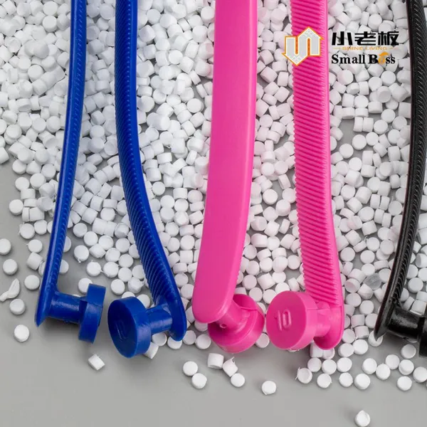 PVC Polyvinyl Chloride Pvc Particles Granules Flexible Plastic Raw Material Pvc Compound Pellets photo-3