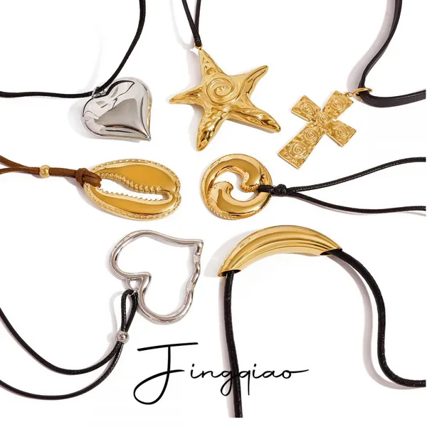 Custom Round Stainless Steel Rhinestone Charm Necklace - 18K Gold Plated Metal Alloy photo-3