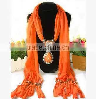 Wholesale Fashionable Pendant Scarf Jewellery Scarf photo-5