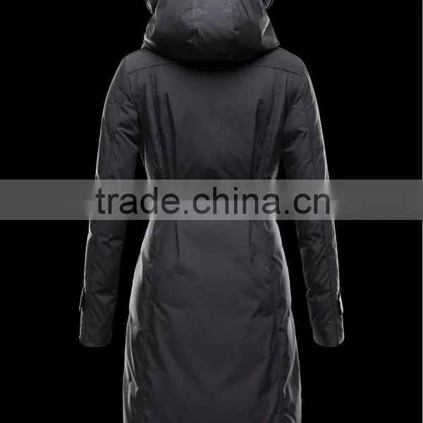 2013 OEM Winter Quilted Belted Hooded Nylon Jacket for Women Made in China photo-2