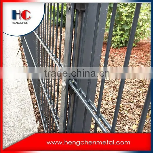 China Chain Link Welded Wire Mesh Fence