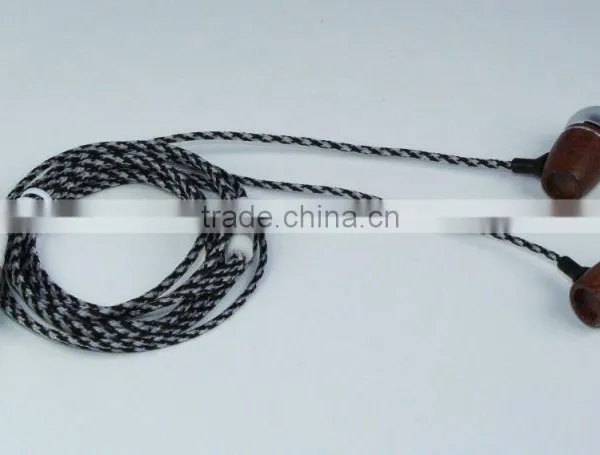 New ! Excellent in Ear Wood Earphones in Ear High Quality With Best Price photo-4