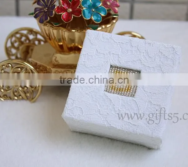 Luxury Jewelry Packaging Box With Beaded Name Plate of B photo-3