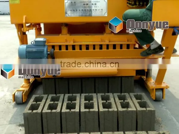 Easy to Move QT6-25 Hollow Brick Moulding Machines photo-5