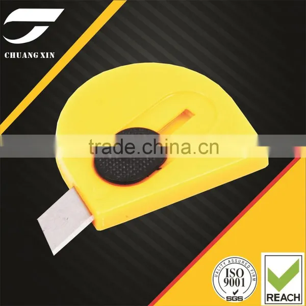 Small Plastic Pocket Cutter Knife